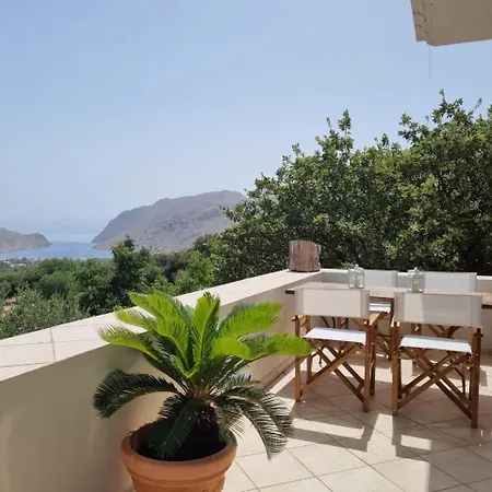 Mansion House With Terrace And Fantastic View!