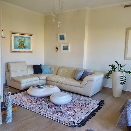 Apartment Mansion House With Terrace And Fantastic View! *